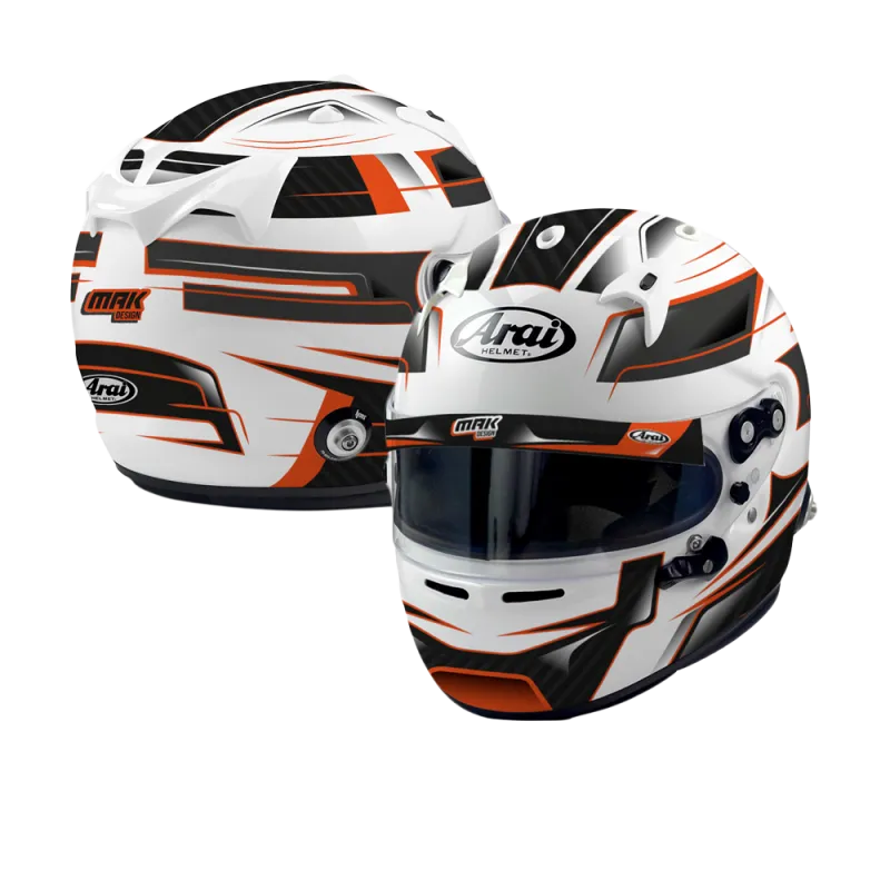 ARAI GP7-Helm mit individuell gestalteten HANS-Clips