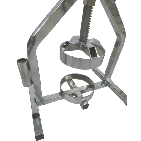 TYRE BEAD BREAKER WITH RACK AND PINION
